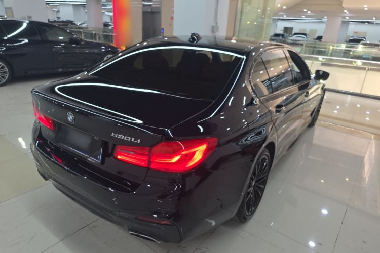 Used BMW 5 Series 2019 Facelifted 530Li Leading Edition M Sport Package