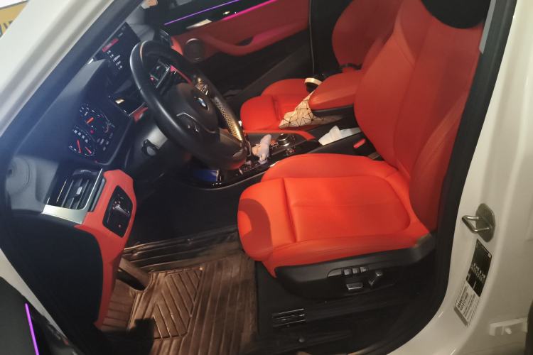 Used BMW X2 2023 sDrive25i M Sport Package Left Front Seat