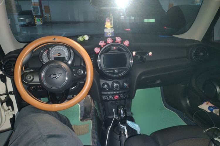 Used MINI 2019 1.5T ONE