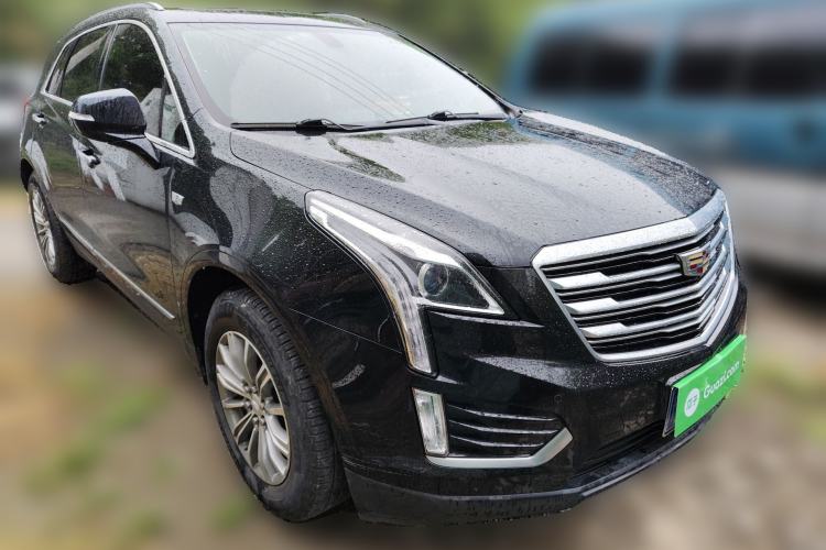 Used Cadillac XT5 2018 25T Luxury Model Front Right 45 Deg