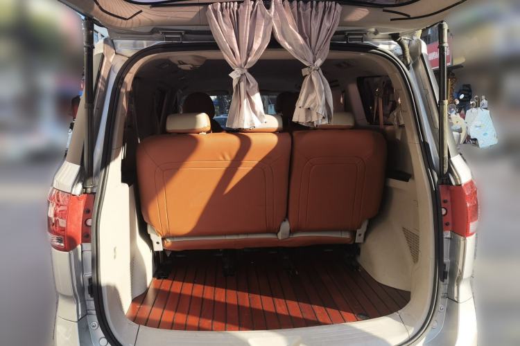 Used SAIC MAXUS G10 2016 2.0T Automatic Elite Edition
