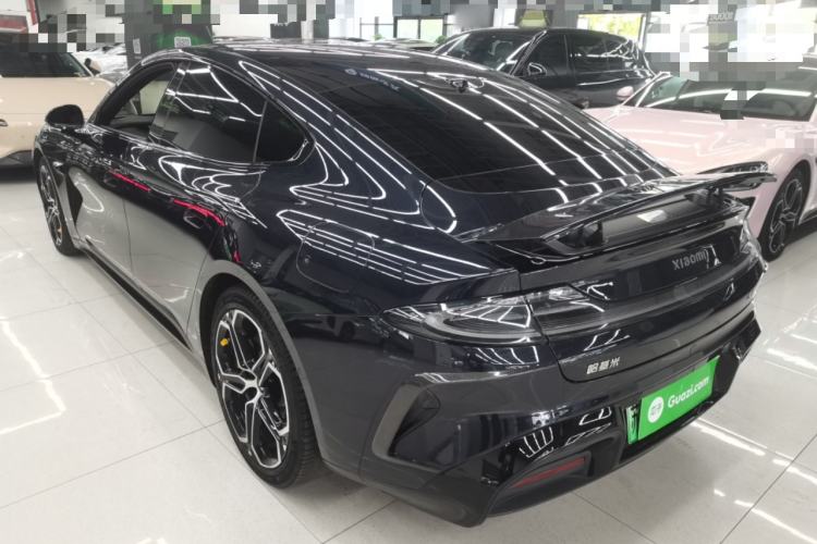 Used Xiaomi Auto SU7 2024 Four-Wheel Drive Ultra-Long Range Advanced Intelligent Driving Max Edition
