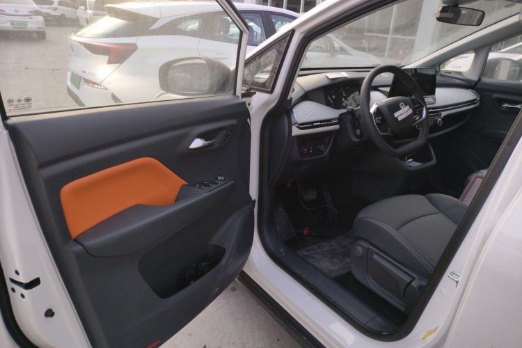 Used Bestune NAT 2022 Comfortable Travel Battery-Swap Version 100kW 414km