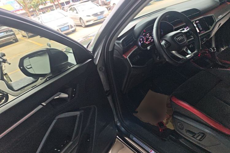 Used Audi Q3 2019 40 TFSI Fashion Dynamic Model Driver Seat