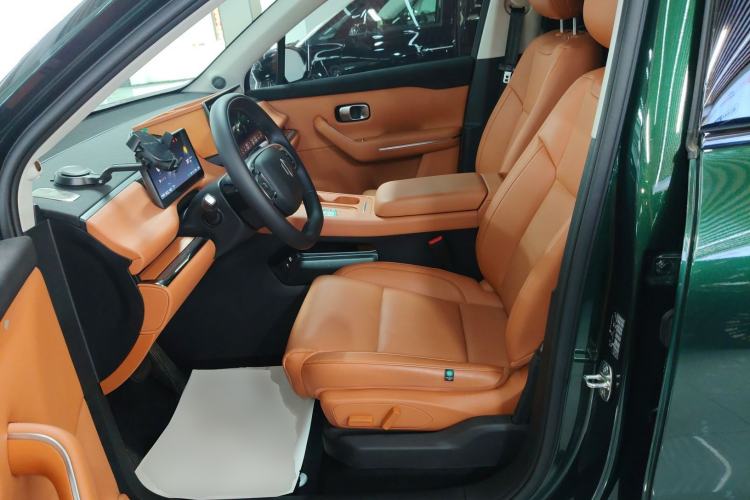 Used Leapmotor C16 2024 Range-Extended 200 Luxury Edition Left Front Seat