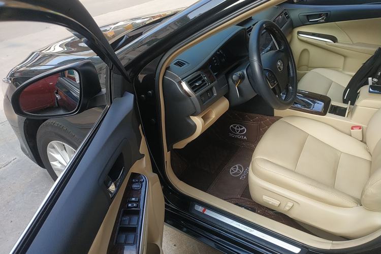 Used Toyota Camry 2016 2.0G 10th Anniversary Leading Edition