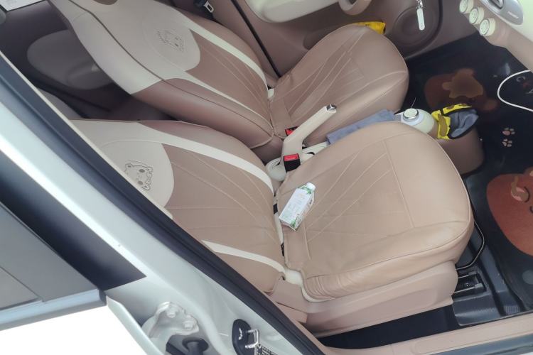 Used Wuling Hongguang MINIEV 2025 Four-Door Version Advanced Edition Right Front Seat