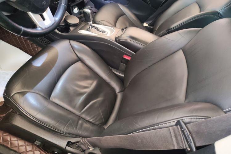 Used Dodge Journey  Left Front Seat
