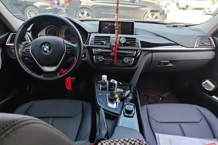 Used BMW 3 Series 2017 320Li Fashion Model
