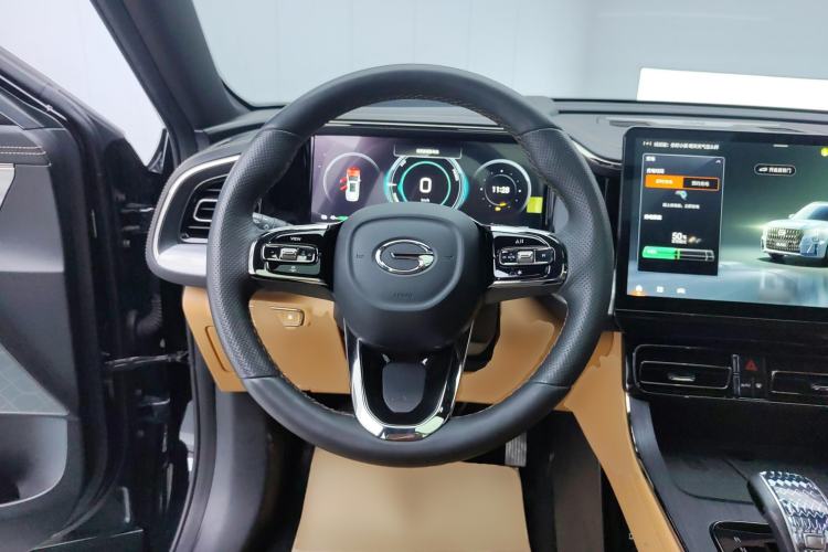 Used GAC Trumpchi ES9 2024 PHEV with 143 km Max