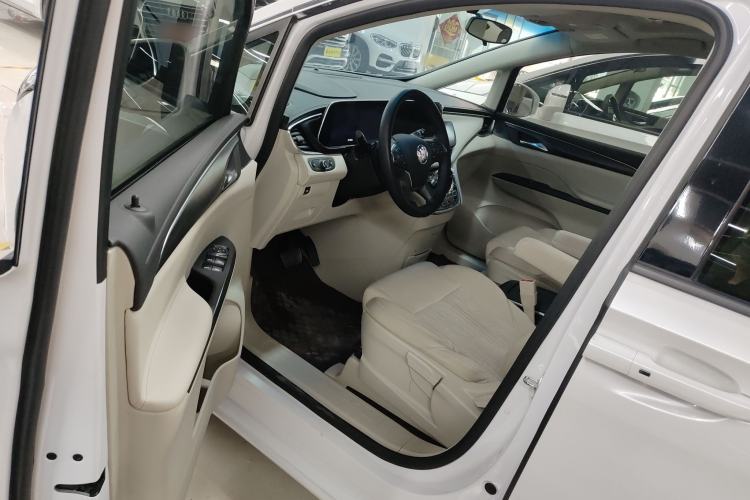 Used Buick GL8 2023 ES Lu Zun Comfort Model
