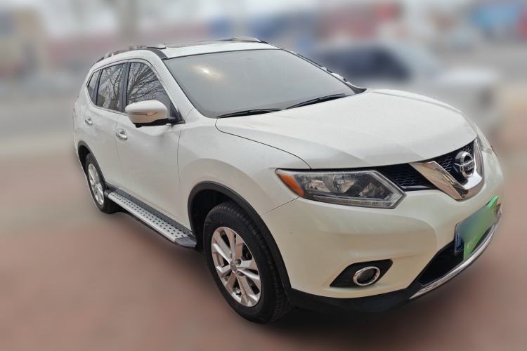 Used Nissan X-Trail 2014 2.0L CVT Comfort Edition 2WD Front Right 45 Deg