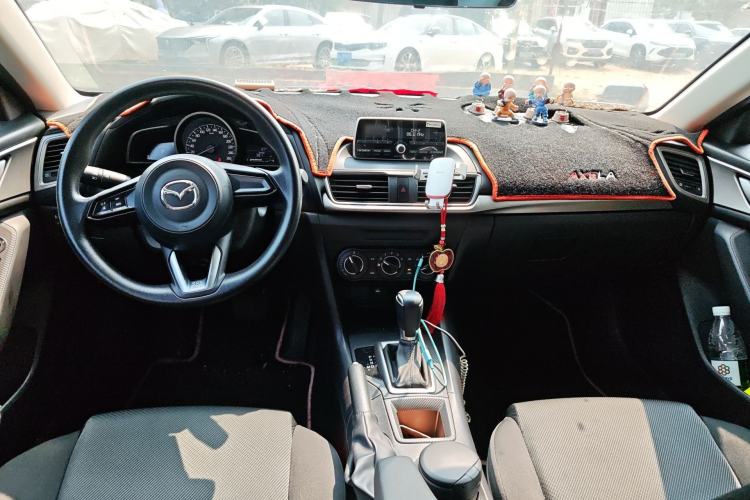 Used Mazda 3 Axela 2017 Sedan 1.5L Automatic Comfort Model Emission Standard China V Center Console