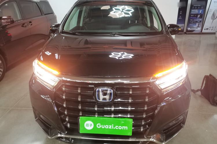 Used Honda Elysion 2022 2.0L eHEV Luxury Edition