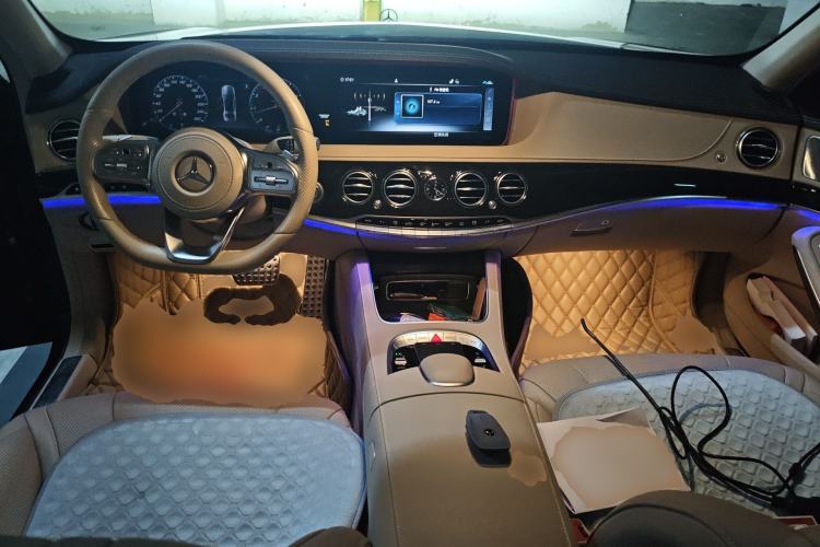 Used Mercedes-Benz S-Class 2019 S 450 L 4MATIC Center Console