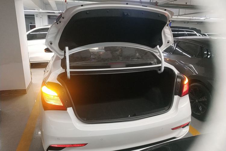 Used Hyundai Mistra 2019 1.8L Automatic Smart GLS China VI Standard
