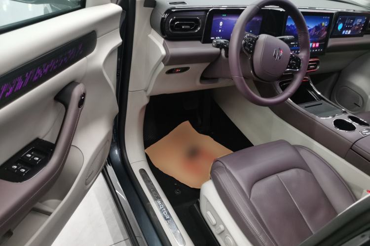 Used Leapmotor C11 2023 Pure Electric 580 All-Wheel-Drive Performance Edition Interior 3