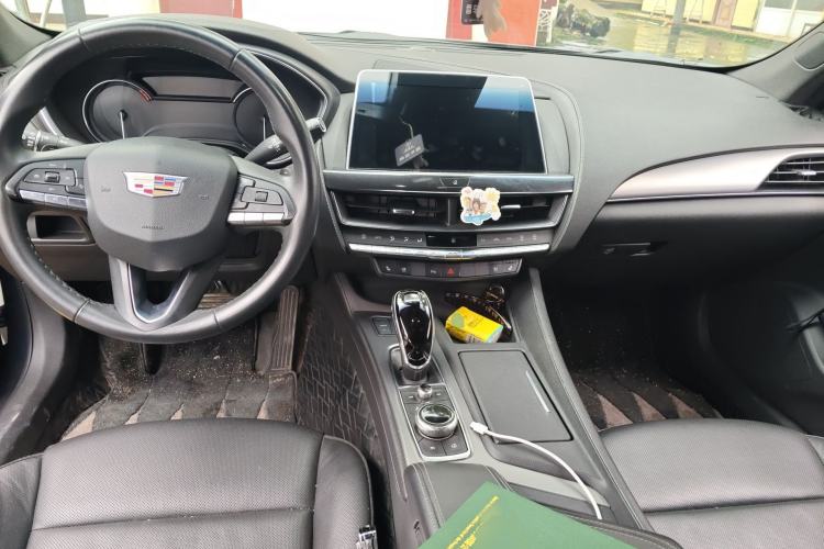 Used Cadillac CT5 2022 28T Luxury Version (Standard Edition) Center Console