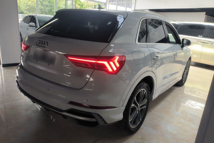 Used Audi Q3 2022 40 TFSI Fashion Dynamic Model