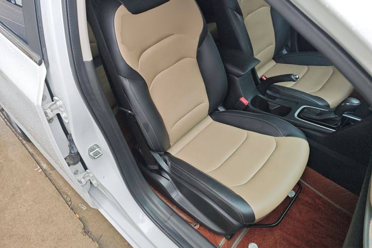 Used Chevrolet Monza 2021 320 Automatic Enjoyment Sunroof Edition