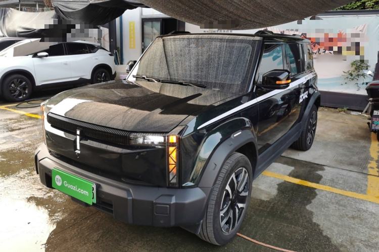 Used iCAR 03 2024 501km Four-wheel Drive Long-Range Advanced Version