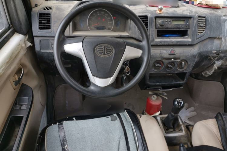 Used FAW Jiabao V75 2015 1.0L Standard Version DAM10AR Steering Wheel