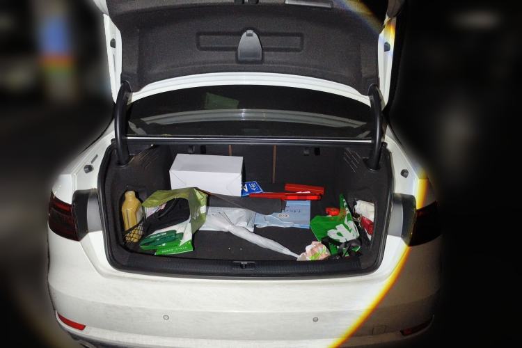 Used Audi A4L 2017 45 TFSI quattro Style Edition Trunk