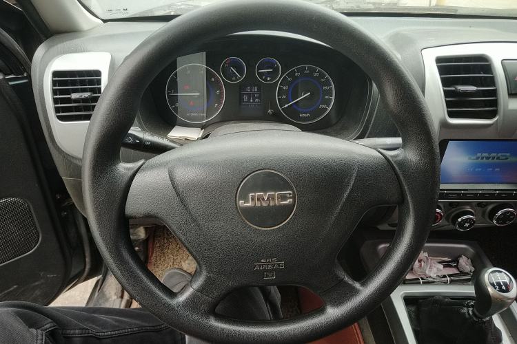 Used JMC Baodian 2018 2.9T New Value-Packed Two-Wheel-Drive Diesel Comfort Version with Extended Cargo Bed – JX4D30B5L
