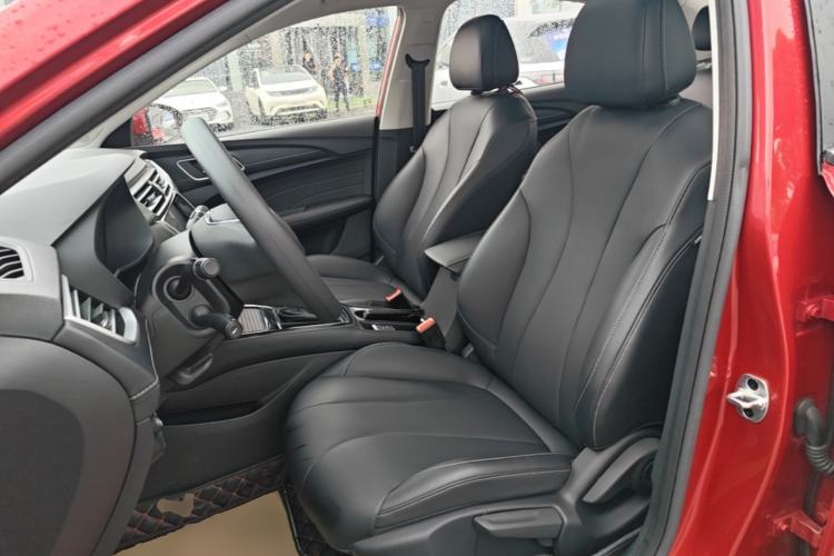 Used Roewe i5 2019 1.5L Automatic 4G Connected Langhao Edition
