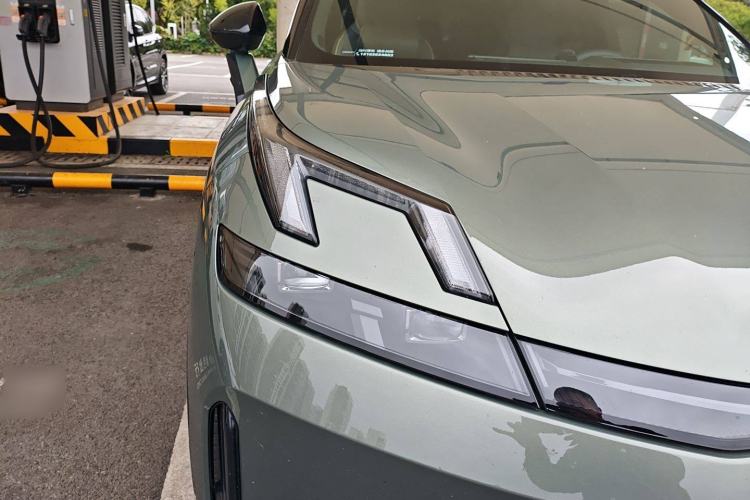 Used Lynk & Co 08 EM-P 2023 220km All-Wheel-Drive Performance Halo
