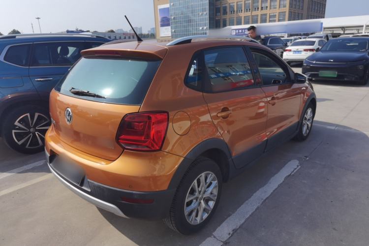 Used Volkswagen Polo 2014 1.6L Cross Polo Automatic Rear Right 45 Deg