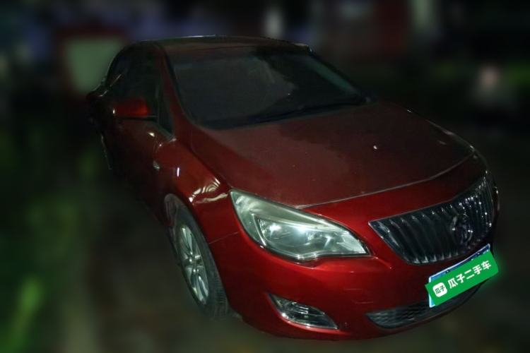 Used Buick GT 2013 XT 1.6L Automatic Fashion Edition Front Right 45 Deg