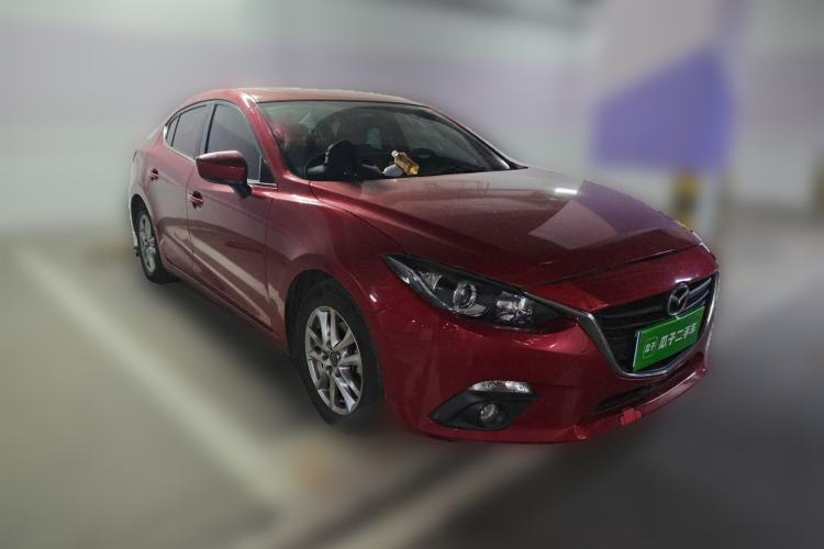 Used Mazda 3 Axela 2014 Sedan 1.5L Automatic Luxury Model
