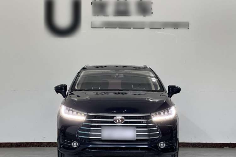 Used BYD Song MAX 2018 1.5T Automatic Smart Connect Elite Model with 6 Seats