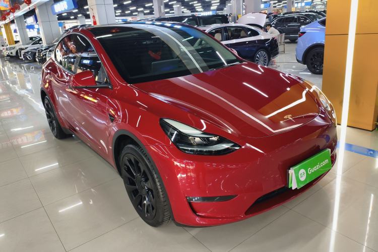 Used Tesla Model Y 2022 Long-Range All-Wheel-Drive Version