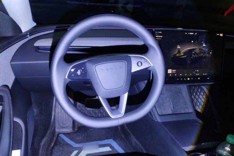 Used Tesla Model 3 2025 Rear-Wheel-Drive Version
