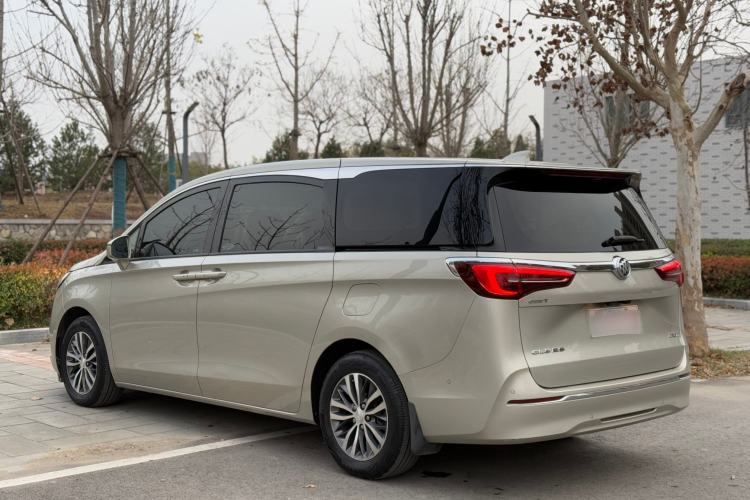 Used Buick GL8 2022 ES Landtrek 653T Luxury Edition
