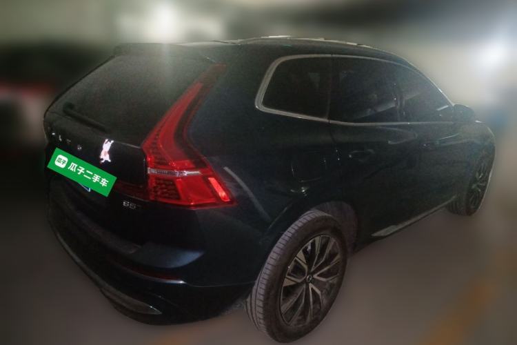 Used Volvo XC60 2023 B5 4x4 Smart Luxury Edition
