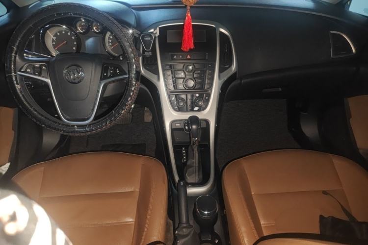 Used Buick GT 2013 GT 1.8L Automatic Fashion Edition
