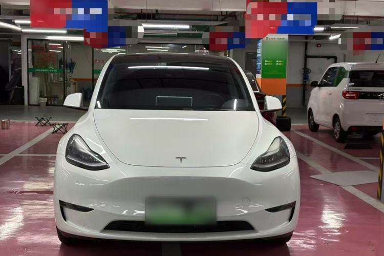 Used Tesla Model Y 2024 Long-Range All-Wheel-Drive Version