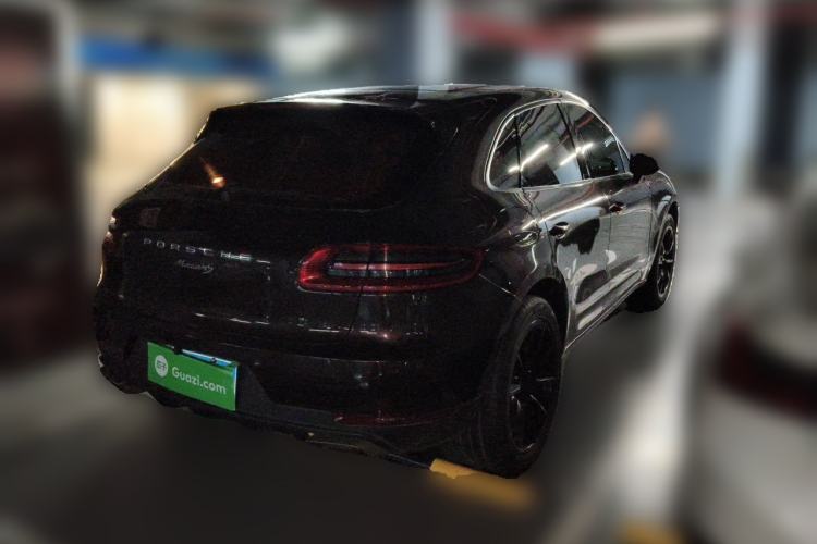 Used Porsche Macan 2014 Macan 2.0T Rear Right 45 Deg