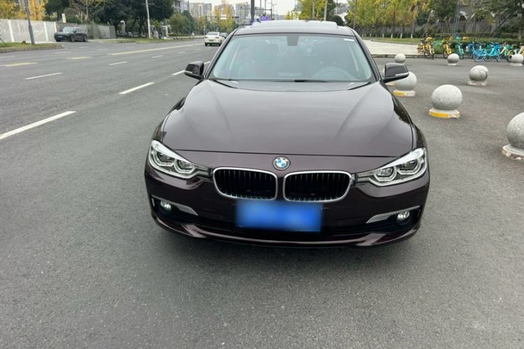 Used BMW 3 Series 2016 320Li Ambition Model
