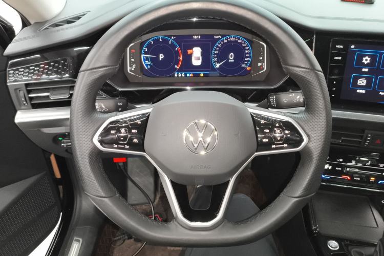 Used Volkswagen Passat 2023 Revised 380TSI Luxury Edition
