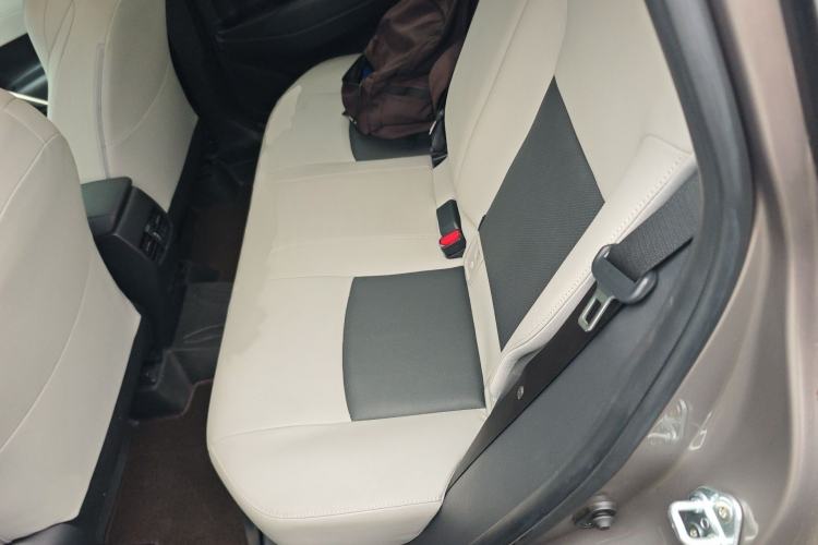 Used Toyota FRONTLANDER 2023 2.0L CVT Luxury Edition Interior 4