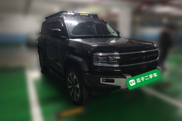 Used Formula Leopard 5 2023 Navigator Edition
