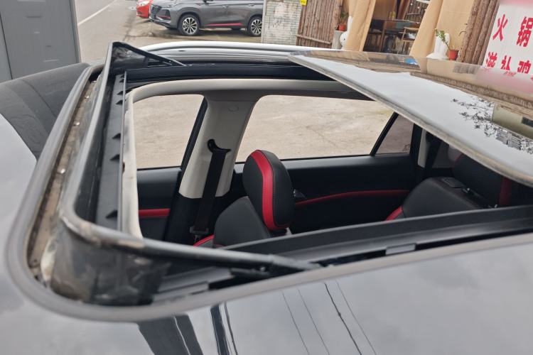 Used SOL X8 2021 300T DCT Leading Smart Connectivity Version 7 Seats
