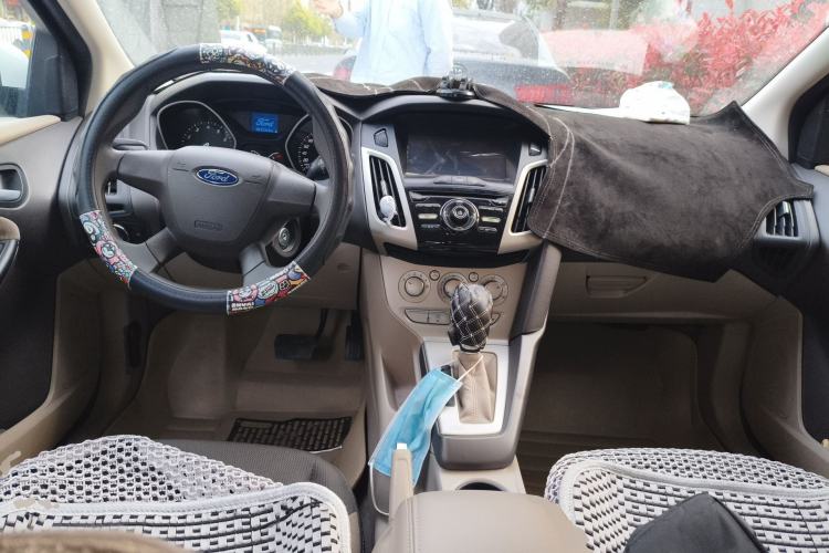 Used Ford Focus 2012 Sedan 1.6L Automatic Comfort Model