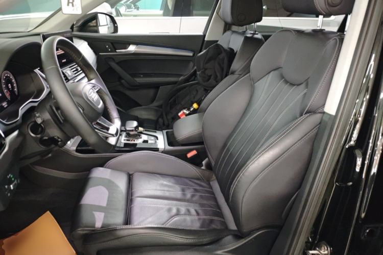 Used Audi Q5L 2022 40T Luxury Dynamic Model
