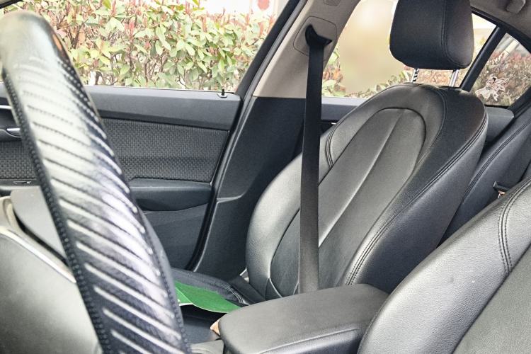 Used BMW 1 Series 2018 118i Fashion Model Left Front Seat