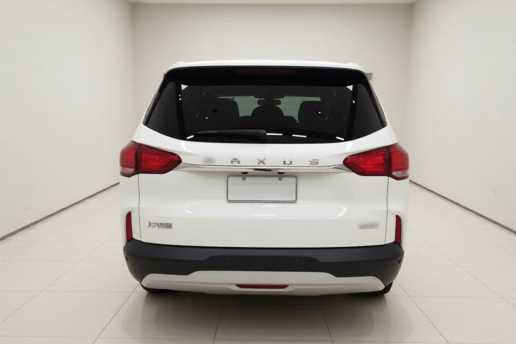 Used SAIC MAXUS D90 2017 2.0T Manual Two-Wheel Drive Mars Base Edition